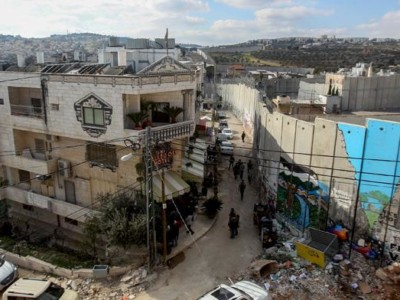 Palestinesi perplessi per l’hotel di Banksy a Betlemme