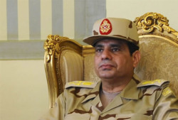 Intellettuale egiziano: «Situazione instabile, ma lasciamo governare i militari»