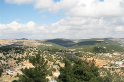 Tell Mar Elias. Sul monte del profeta delle tre religioni