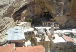 Maaloula, il monastero di Santa Tecla tra due fuochi
