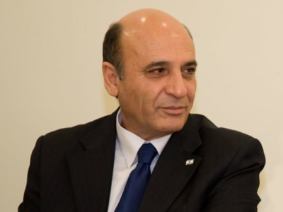 Profilo. Shaul Mofaz leader di <i>Kadima</i> e vice-premier