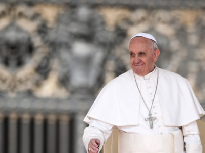 Il Papa consola e rincuora i cristiani del Medio Oriente con una lettera natalizia