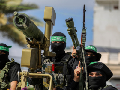 I media israeliani: Il governo giocato da <i>Hamas</i>