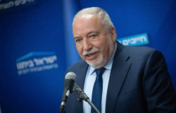 Avigdor Lieberman chiede nuove elezioni in Israele