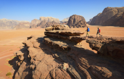 Con la guerra ai confini, il turismo crolla in Giordania
