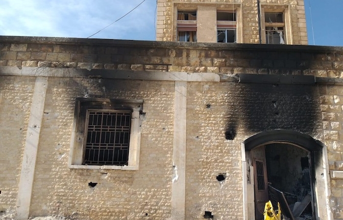 I danni causati da una bomba russa caduta su un edificio dei francescani il 1 dicembre. (foto Parrocchia latina di Aleppo)